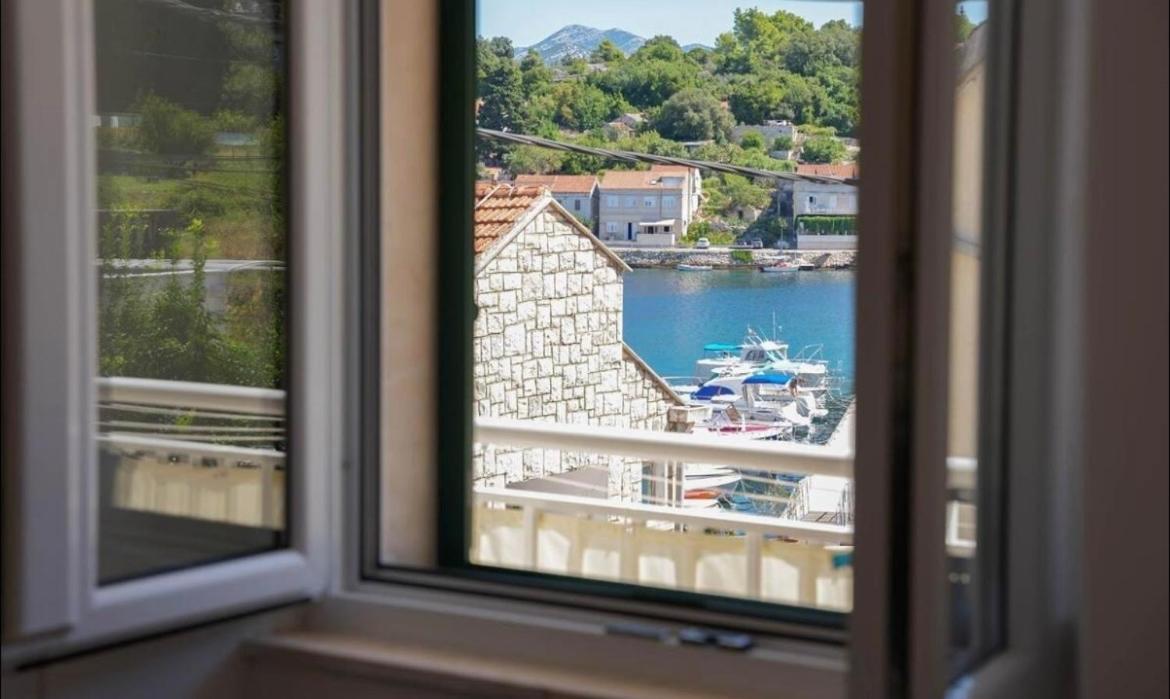 Apartmani Antonia Racisce Exterior photo